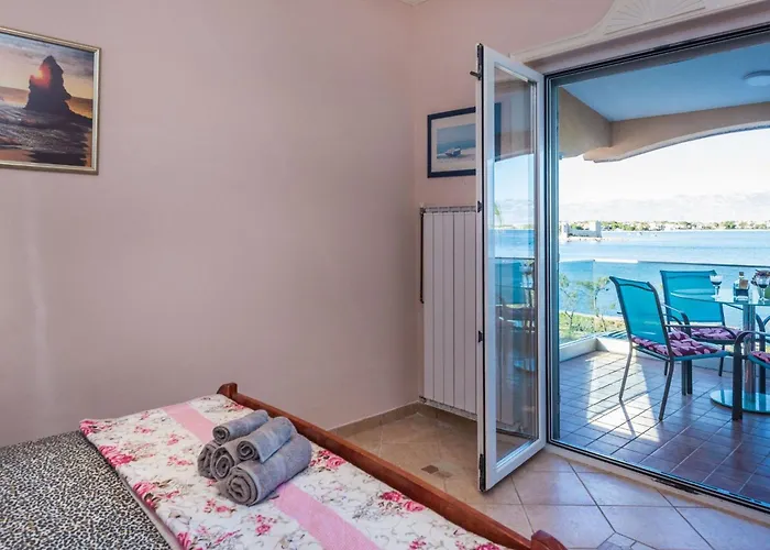 Weiss 2 By Interhome * 비르