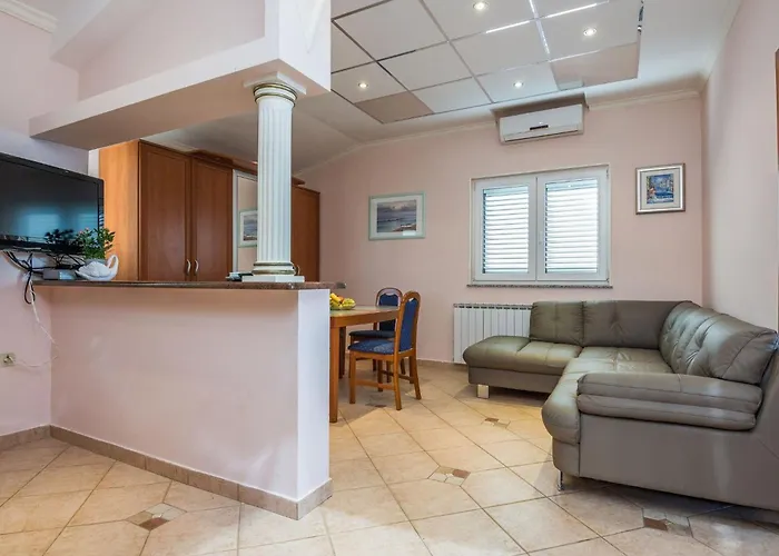 Weiss 2 By Interhome * 비르